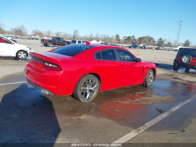 2C3CDXHG0FH858718 Dodge Charger Sxt