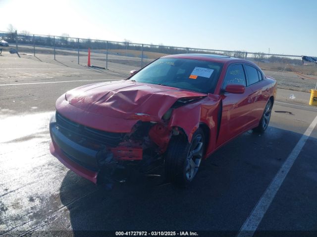 2C3CDXHG0FH858718 Dodge Charger Sxt