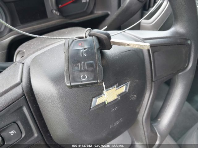 3GCPWBEH7MG128776 Chevrolet Silverado 1500 2wd  Short Bed Custom
