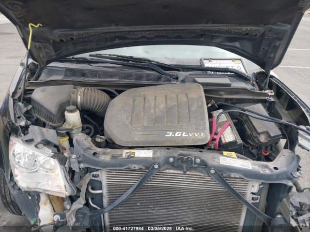 2C4RDGCG6JR307077 Dodge Grand Caravan Sxt