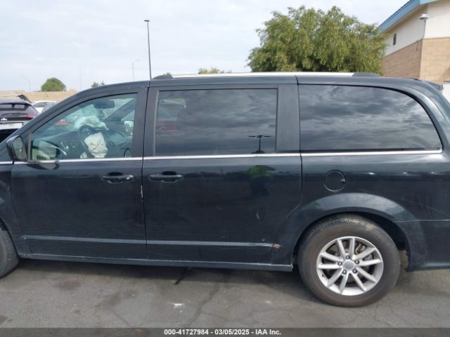 2C4RDGCG6JR307077 Dodge Grand Caravan Sxt