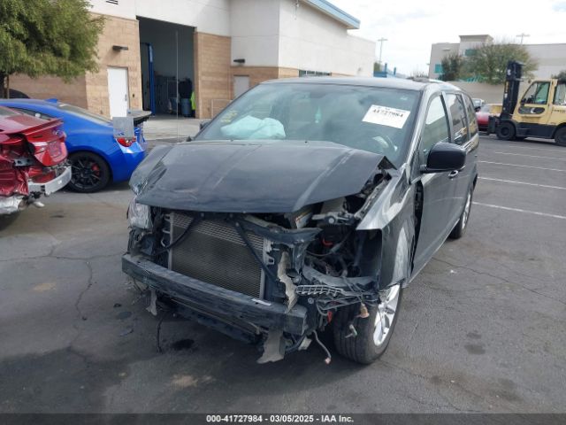 2C4RDGCG6JR307077 Dodge Grand Caravan Sxt