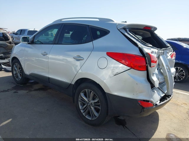 KM8JU3AG6EU907742 Hyundai TUCSON SE