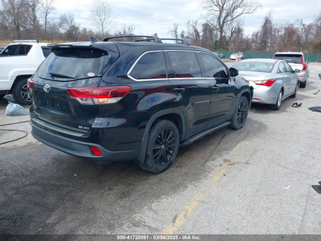 5TDJZRFH2KS625530 Toyota Highlander Se