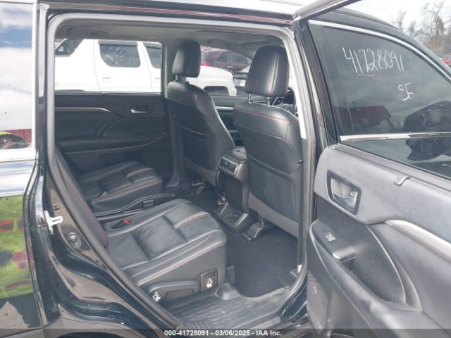 5TDJZRFH2KS625530 Toyota Highlander Se