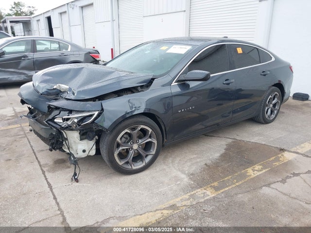 1G1ZD5STXLF099291 Chevrolet Malibu Fwd Lt