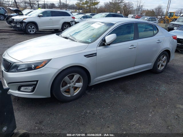 5XXGM4A76FG392107 KIA Optima Lx