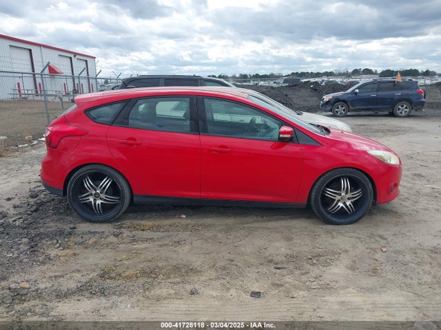 Ford FOCUS SE 2014 1FADP3K27EL302765 Image 14