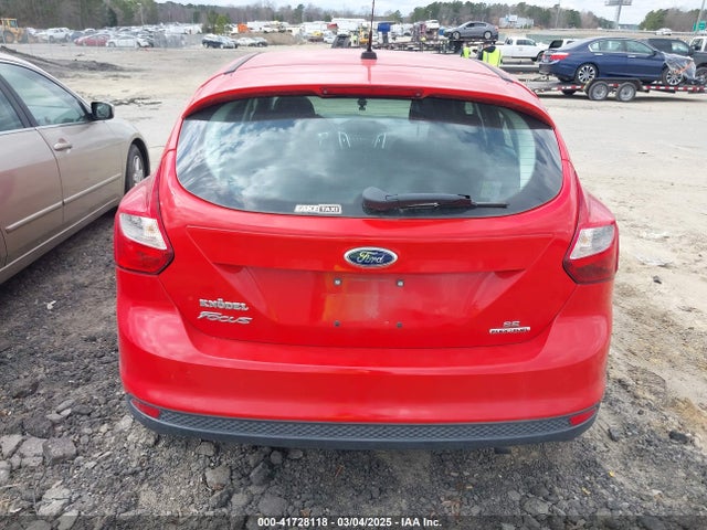Ford FOCUS SE 2014 1FADP3K27EL302765 Image 17