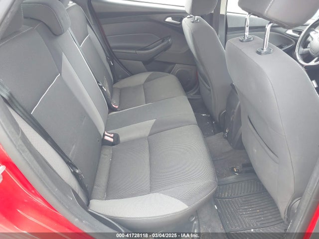 Ford FOCUS SE 2014 1FADP3K27EL302765 Image 8