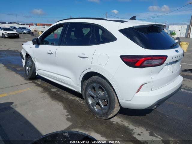 1FMCU0MZ2PUB39653 Ford Escape St-line