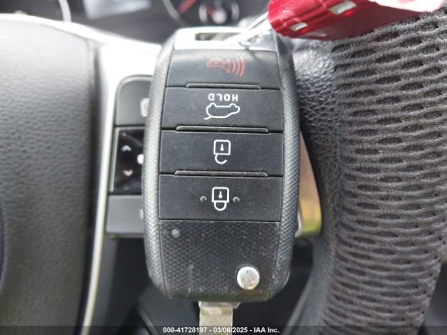 5XYPG4A3XKG572572 KIA Sorento 2.4l Lx
