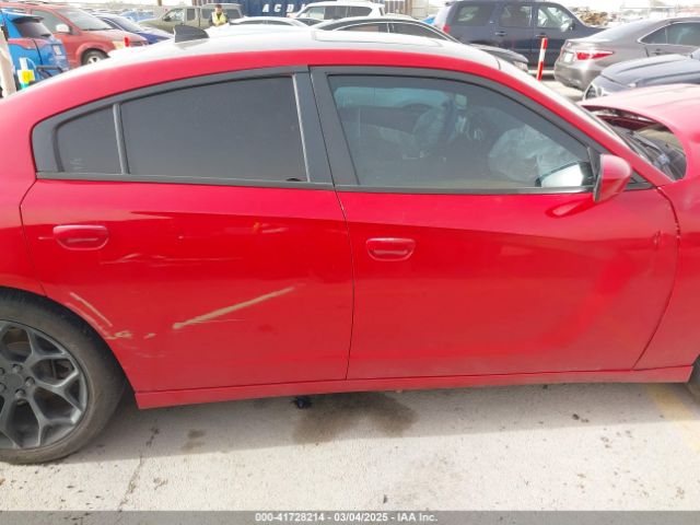 2C3CDXHG0FH827503 Dodge Charger Sxt