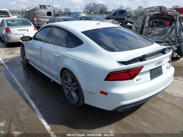 2017 AUDI A7 WAUW3AFC3HN018349 Photo 2