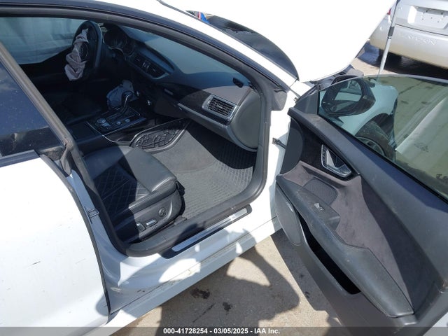 2017 AUDI A7 WAUW3AFC3HN018349 Photo 4
