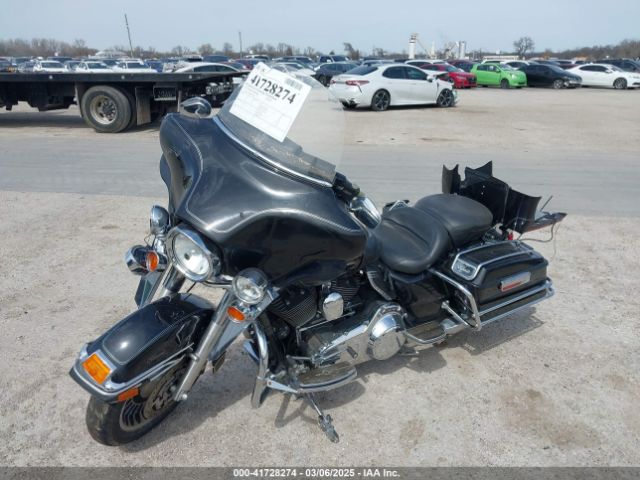 2010 HARLEY-DAVIDSON FLHTC 1HD1FF418AB636114 Photo 1