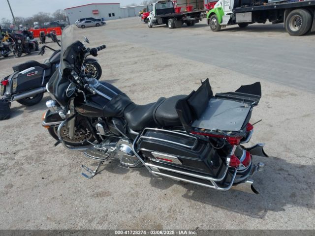 2010 HARLEY-DAVIDSON FLHTC 1HD1FF418AB636114 Photo 2