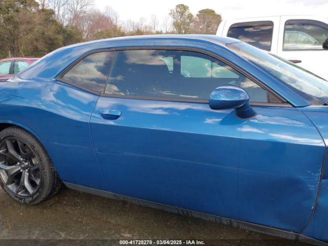 2C3CDZAG4LH235605 Dodge Challenger Sxt