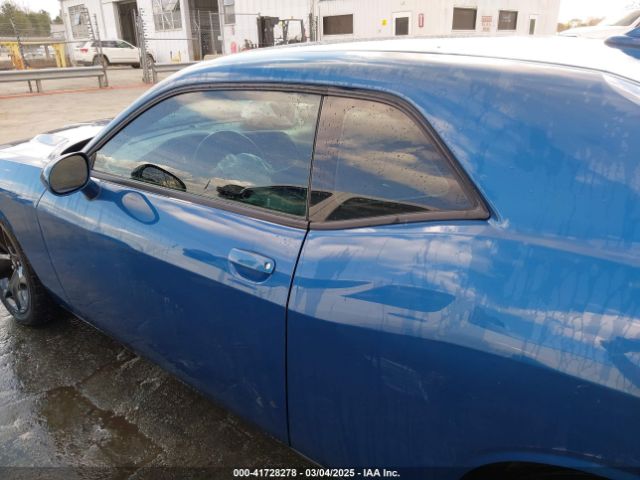 2C3CDZAG4LH235605 Dodge Challenger Sxt