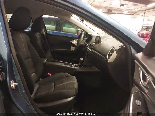 3MZBN1U74HM105413 Mazda pe