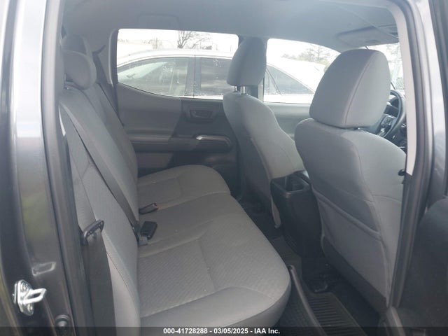 3TMCZ5ANXMM415436 Toyota Tacoma Sr5 V6