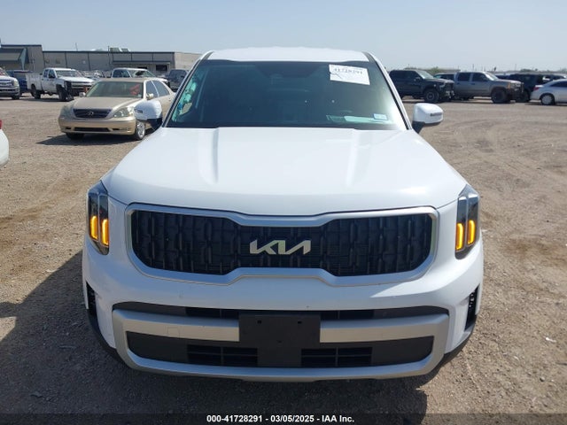 5XYP24GC9SG567434 KIA Telluride Lx