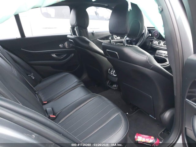 WDDZF4JB0JA433719 Mercedes-Benz E 300