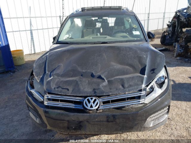 WVGSV7AX0HW513476 Volkswagen Tiguan 2.0t Wolfsburg Edition