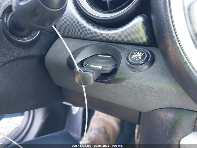 2009 MINI COOPER S WMWMF73589TW87205 Photo 10