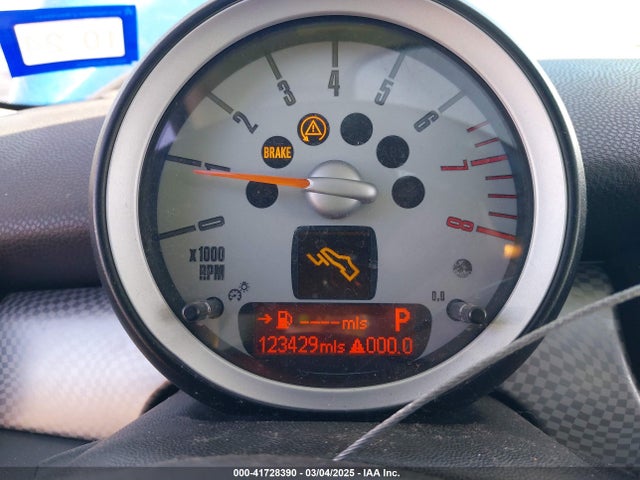 2009 MINI COOPER S WMWMF73589TW87205 Photo 6
