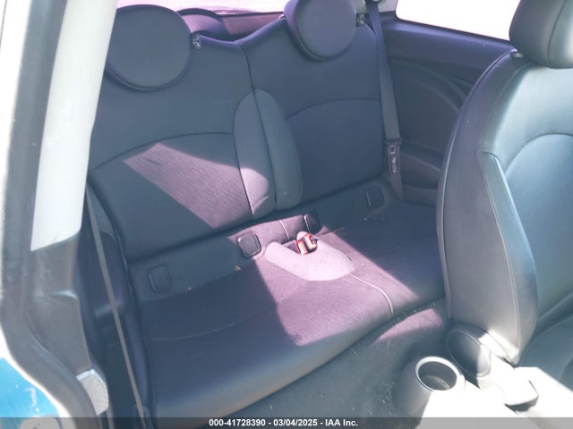 2009 MINI COOPER S WMWMF73589TW87205 Photo 7