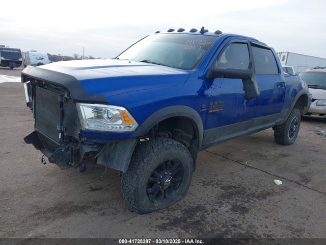 RAM 2018 2018 3C6UR5FL0JG371251 Image 2