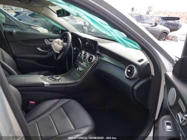 W1KWF8DB3MR650886 Mercedes-Benz C 300 Sedan