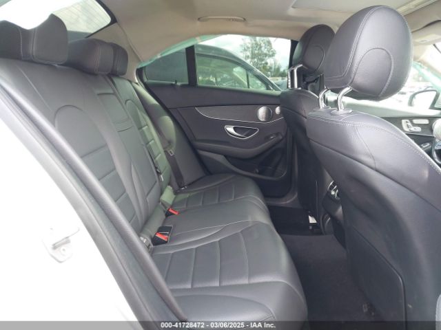 W1KWF8DB3MR650886 Mercedes-Benz C 300 Sedan