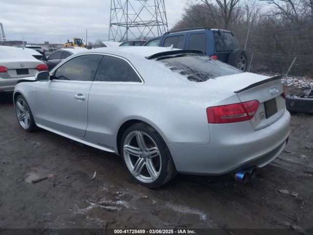 2012 AUDI S5 WAUVVAFR7CA003346 Photo 2