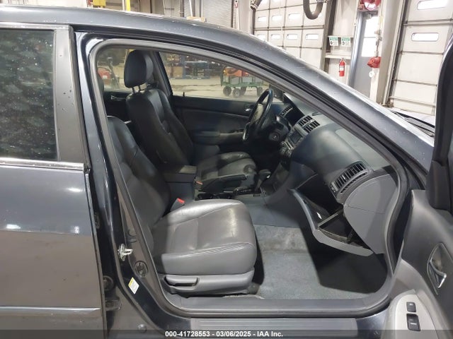 41728553 :رقم المزاد ، 1HGCM56816A172473 vin ، 2006 Honda Accord 2.4 Ex مزاد بيع
