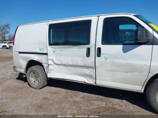 1GTW7AF73M1305847 GMC Savana Cargo Rwd 2500 Regular Wheelbase Work Van