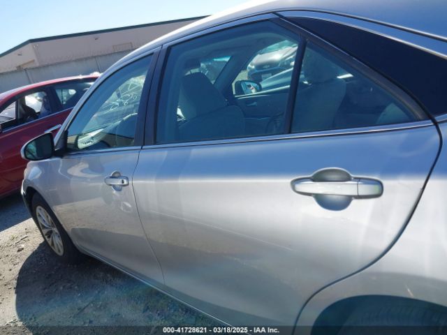 4T1BF1FK4HU665473 Toyota CAMRY LE