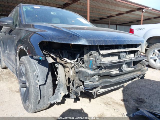 3VV3B7AX2KM075179 Volkswagen Tiguan 2.0t Se/2.0t Sel/2.0t Sel R-line/2.0t Sel R-line Black