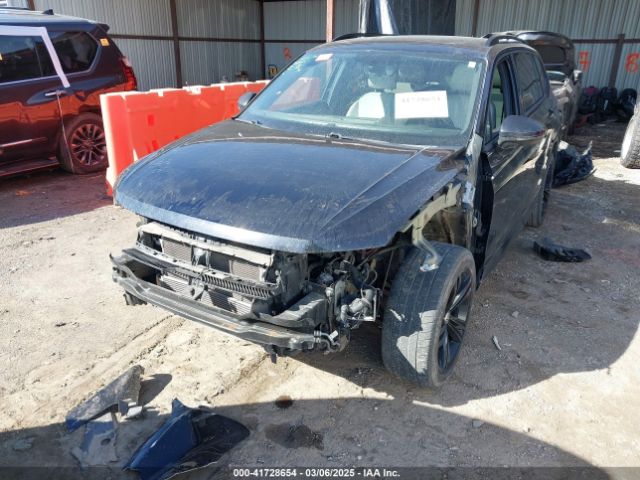 3VV3B7AX2KM075179 Volkswagen Tiguan 2.0t Se/2.0t Sel/2.0t Sel R-line/2.0t Sel R-line Black