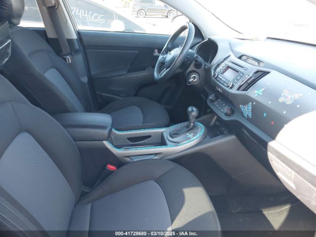KNDPB3AC7F7746836 KIA Sportage Lx