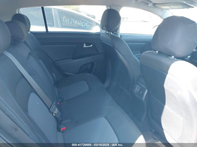 KNDPB3AC7F7746836 KIA Sportage Lx