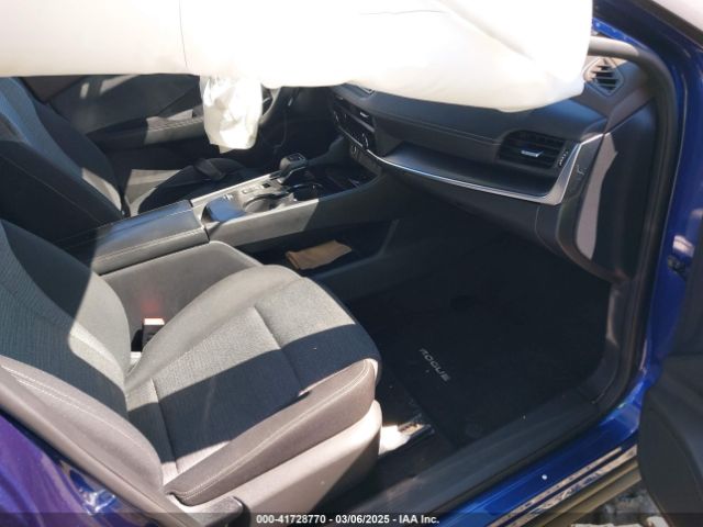 5N1BT3BA6PC786639 Nissan Rogue Sv Fwd