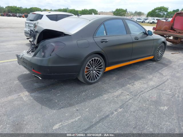 2014 MERCEDES-BENZ S 550 WDDUG8CB0EA008776 Photo 3