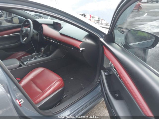 JM1BPBNM9L1174949 Mazda Mazda3 Hatchback Premium Package