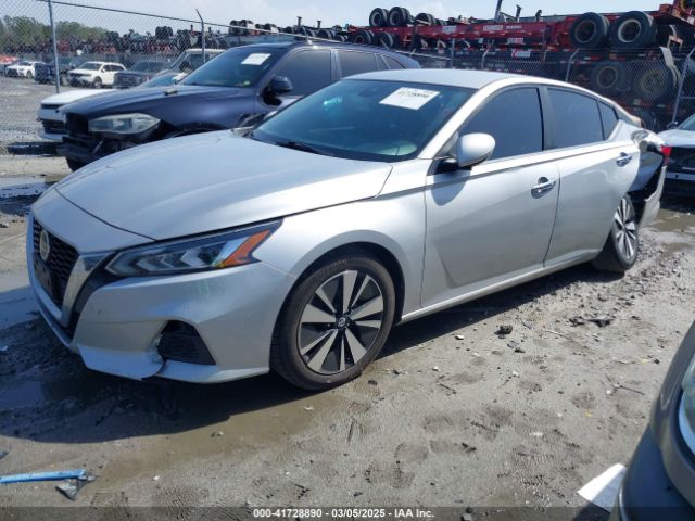 1N4BL4DV7NN301748 Nissan Altima Sv Fwd