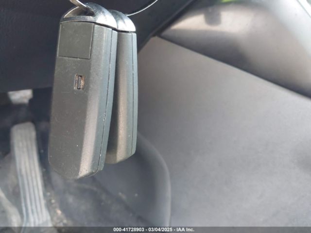 3MYDLBYV7JY300454 Toyota YARIS IA