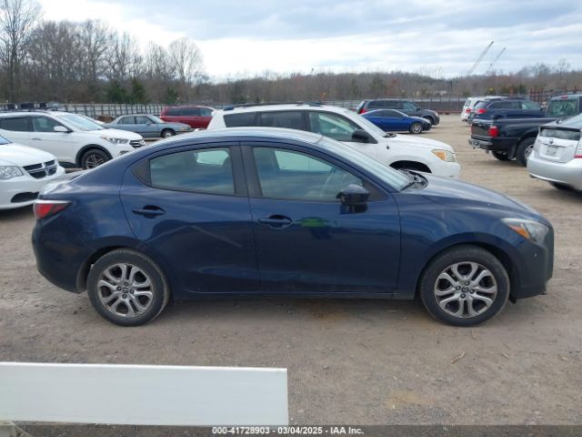 3MYDLBYV7JY300454 Toyota YARIS IA
