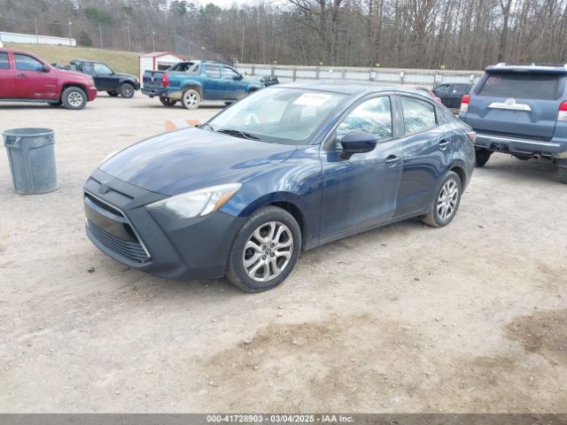 3MYDLBYV7JY300454 Toyota YARIS IA