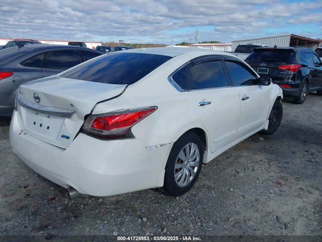 1N4AL3AP9EN254010 Nissan Altima 2.5 S